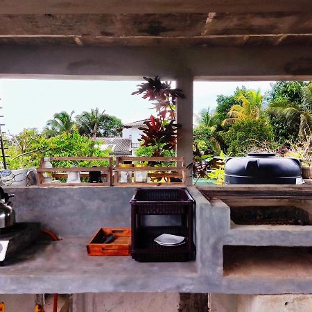 Mandara Rest Bed & Breakfast Hikkaduwa Ngoại thất bức ảnh