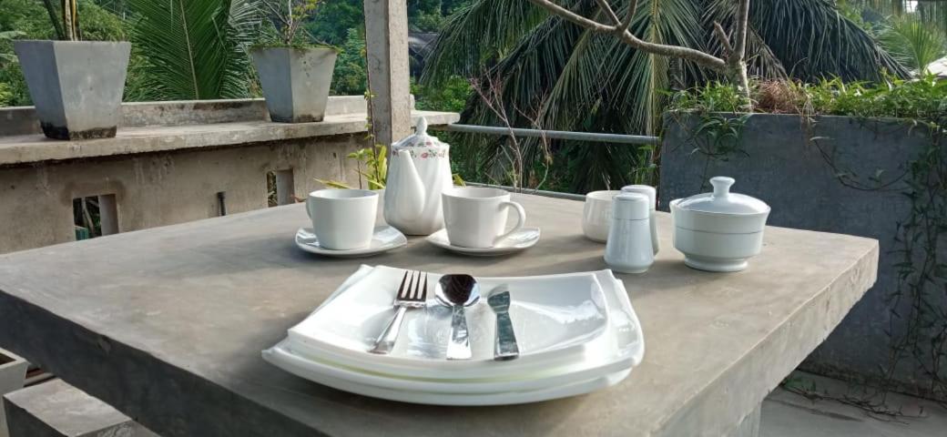 Mandara Rest Bed & Breakfast Hikkaduwa Ngoại thất bức ảnh